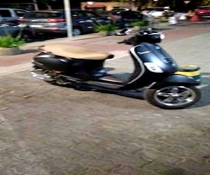 Piaggio vespa VXL 150 scooter 