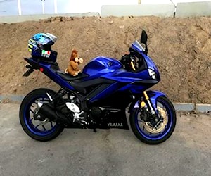 Moto Yamaha r3A
