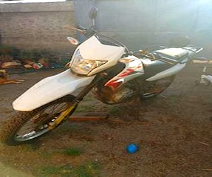 Honda XR 150l