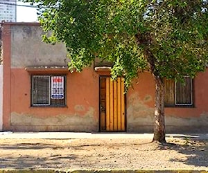 Casa SITIO CON CASA EN ESTACIÓN CENTRAL &#8230;