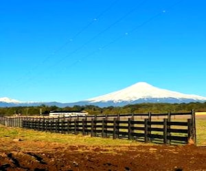 Parcela en Puerto Octay con Agua Luz vista volcán