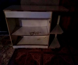 Mueble blanco antiguo para renovar