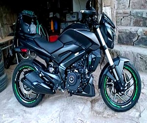 Bajaj dominar 400