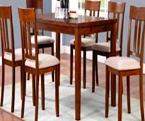 <p>Comedor 6 sillas en buen estado poco uso</p>