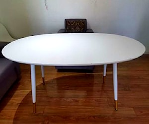 Mesa blanca ( pocos detalles)