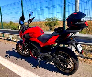 Bajaj dominar 400