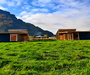 Terreno 2000 mts con dos cabañas nuevas