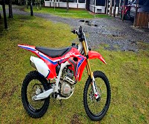 Moto enduro 250 cc