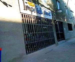 Arriendo local en esquina