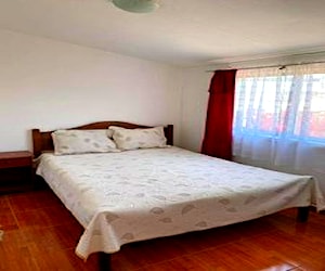 <p>Arriendo de habitación independiente en Afta</p> image