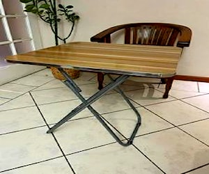 <p>Mesa plegable</p>