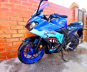 Moto yamaha r3