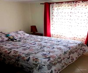 <p>Cama 2 pl CIC, impecable, casi nueva</p>