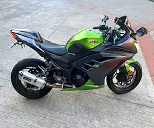 Kawasaki ninja 300 2016 ABS