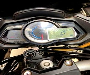 Moto venelli TNT 600 año 2016