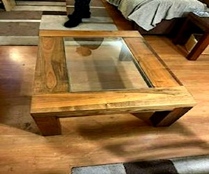 Mesa de madera nativa rauli