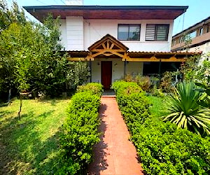 Hermosa casa esquina en pedro aguirre cerda