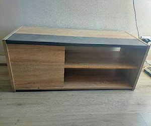 <p>Mesa de TV</p>