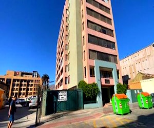 Dpto en arriendo centrico (2 habita. 2 baños)