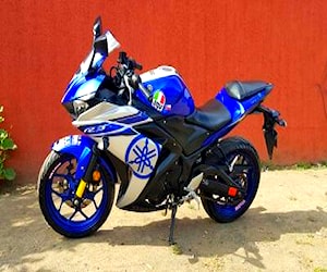 Yamaha R3