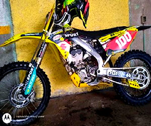 Suzuki RMZ 2014 4 tiempos