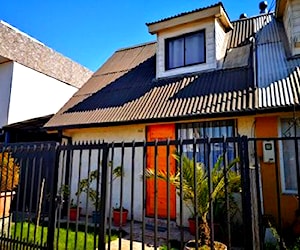 Casa de 3 habitaciones en Villa Doña Consuelo