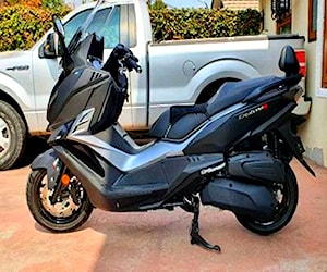Moto Scooter Sym Cruisym 300 alpha, único dueño