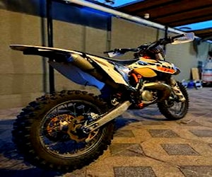 Ktm exc 250 six days