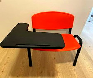 <p>Silla universitaria</p>