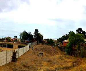 Terreno a 2 cuadras de la playa de Pichicuy