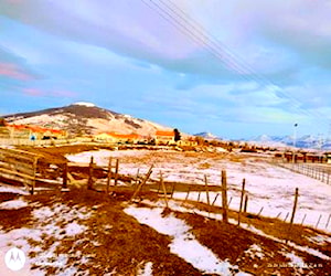 Terreno con casa pequeña habitable o para desarmar