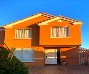 Arriendo casa condominio 