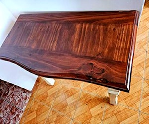 <p>Mesa arrimo madera</p>