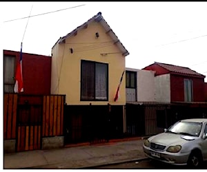 Casa central de 3 dormitorios en calle Osorno