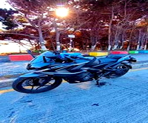 Moto Bajaj Pulsar RS200 2020