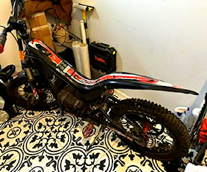 Moto trial eléctrica marca OSET 20.0