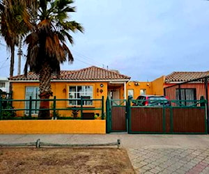 Casa en venta Sindempart Coquimbo 4D 3B y 214 m2