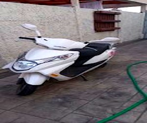 Moto scooter Honda elite 125