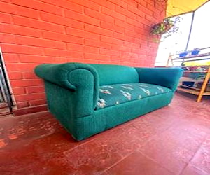 <p>Juego de Sofas</p>