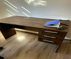 <p>Mueble escritorio 1,20x60 aprox. Stgo. Centro</p>