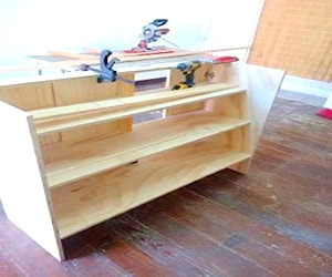 <p>Mobiliario de madera</p>