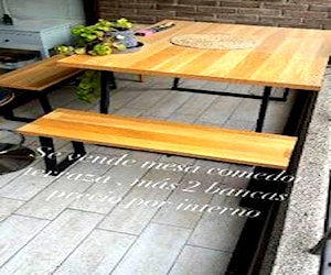 <p>Mesa comedor terraza mas 2 bancas </p>