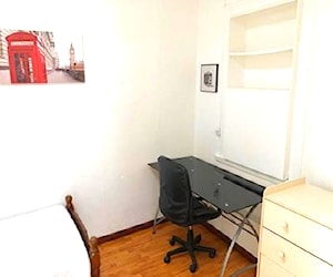 <p>Habitación para estudiante</p> image