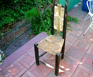 <p>Silla madera paja</p>