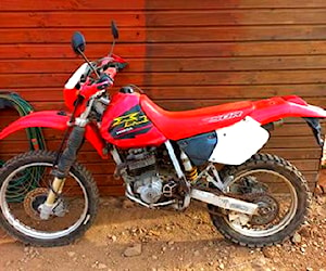 Honda xr 250r 2002 con papeles