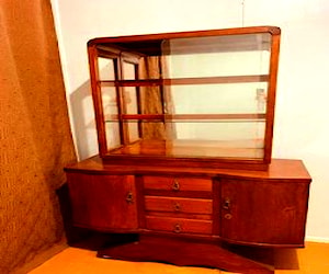 <p>Mueble antiguo</p>