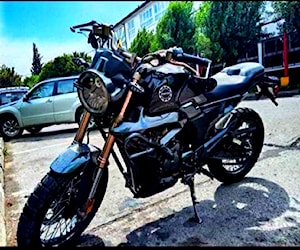 Motocicleta zontes g1 scrambler