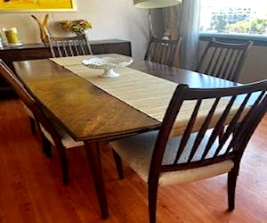 <p>Juego de comedor extensible madera</p>