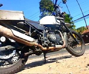 Royal Enfield Himalayan 400CC