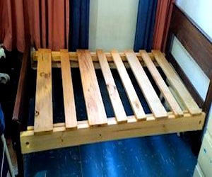 Cama de madera con colchón de regalo 1 plaza